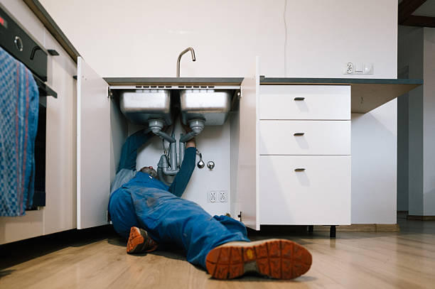 Professional Drain Cleaning technician working in Lawai, HI
